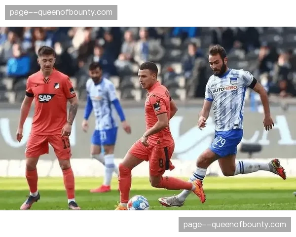 数据前瞻：兰斯主场对阵克莱蒙，历史战绩呈压倒性优势